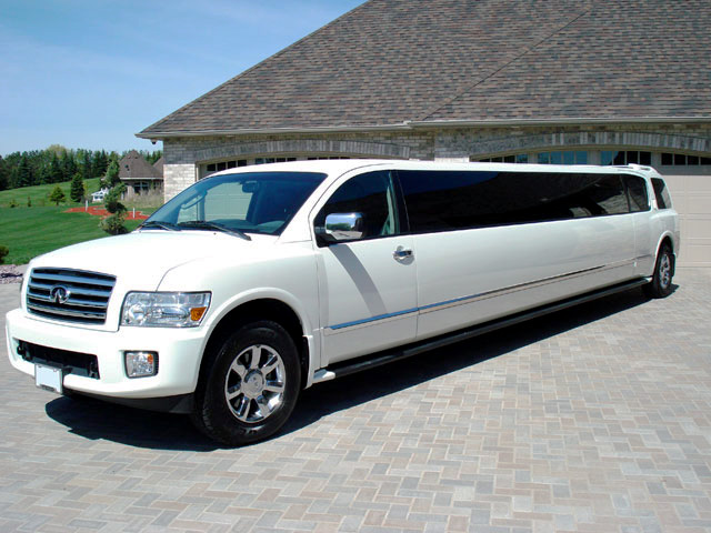 Coral Gables Infiniti Stretch Limo 